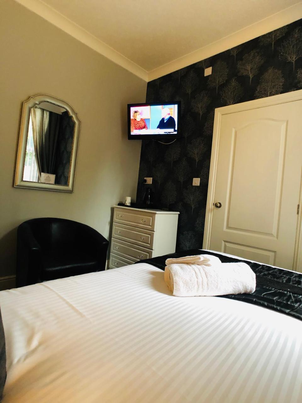Glenorleigh Hotel ทอร์คิ ภายนอก รูปภาพ