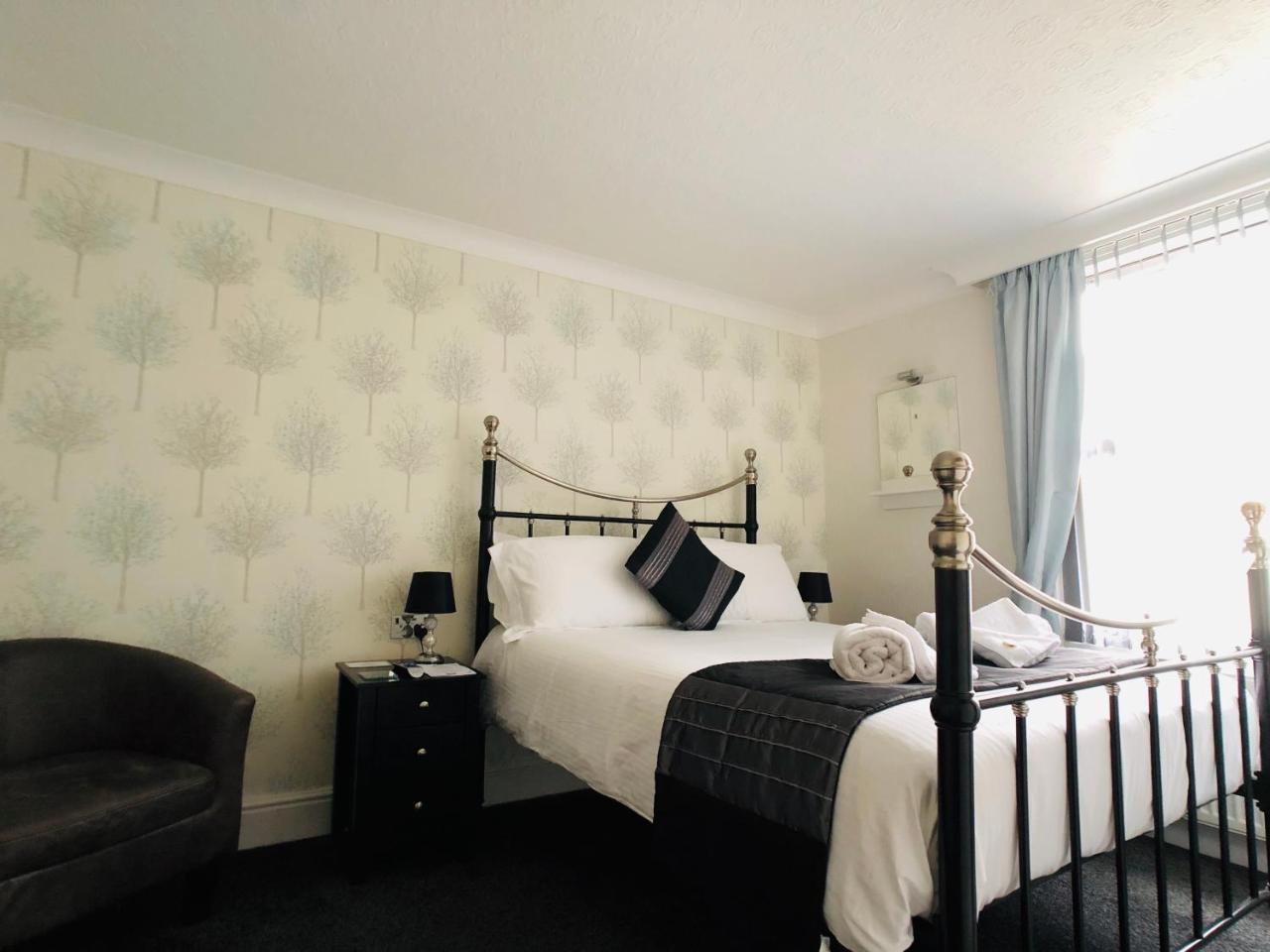 Glenorleigh Hotel ทอร์คิ ภายนอก รูปภาพ